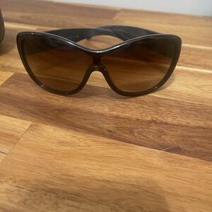 Channel sunglasses black and brown with case
